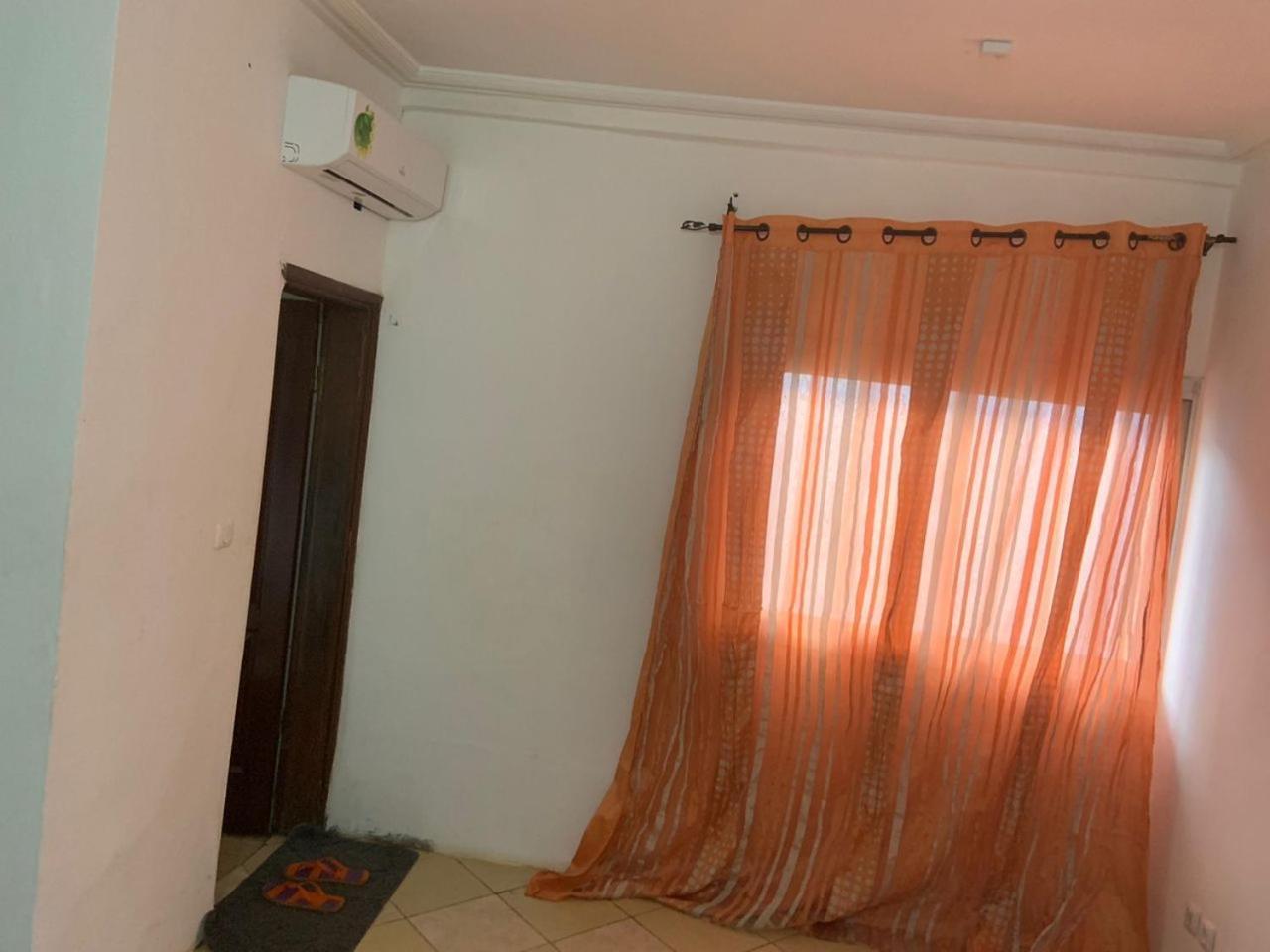 Prodiges Hotel Yaoundé Szoba fotó
